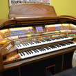 Lowrey A5000 Prestige - Organ Pianos